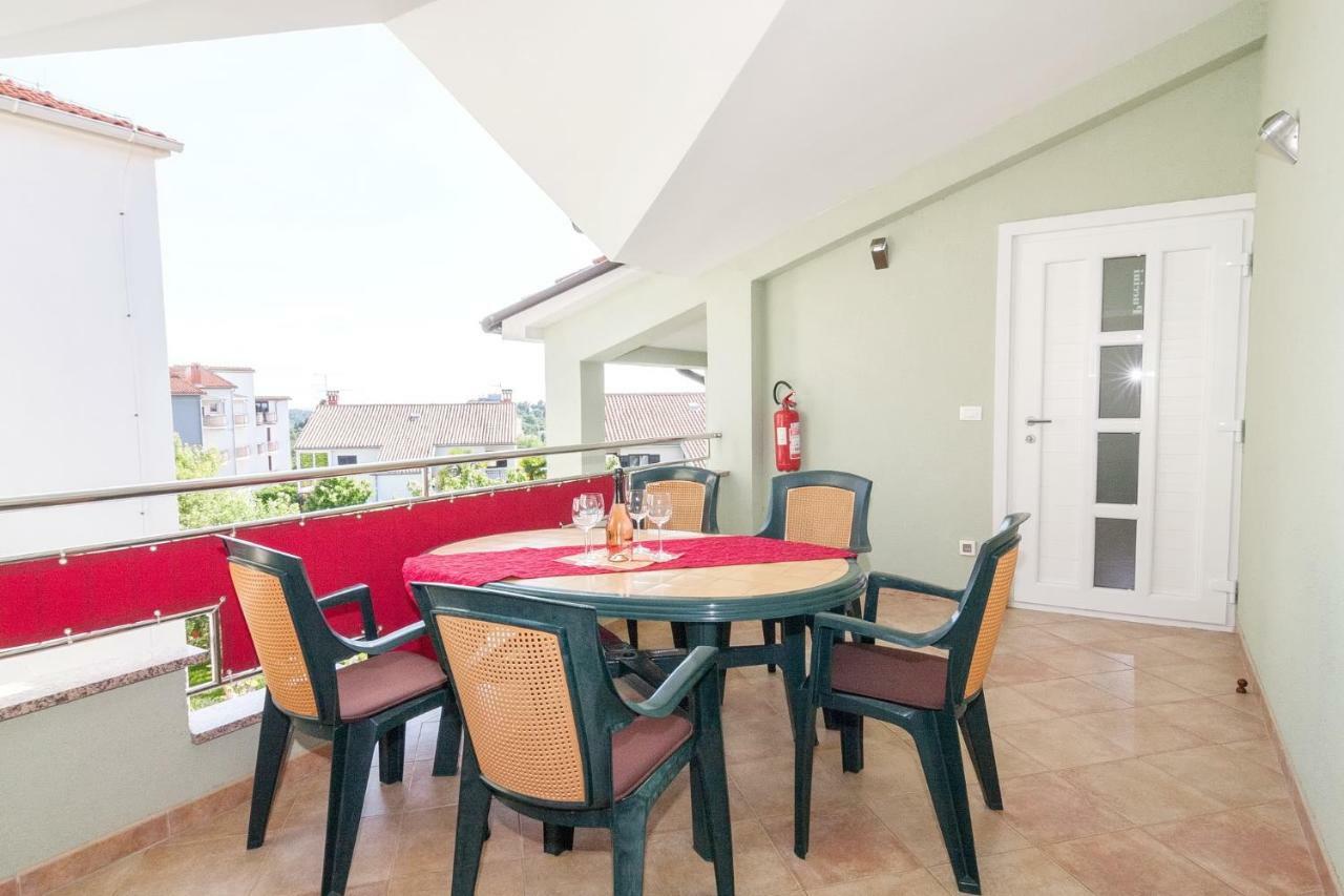 Villa Symphonie Poreč Exteriör bild